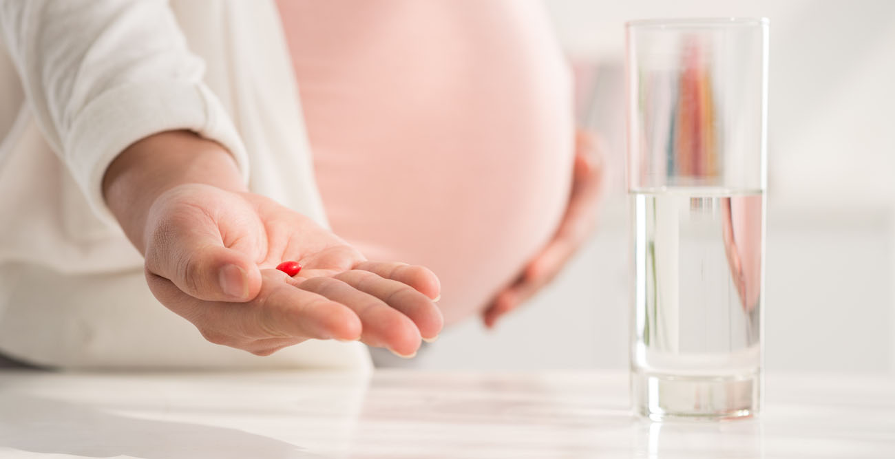 Embarazada: suplementos de ácido fólico
