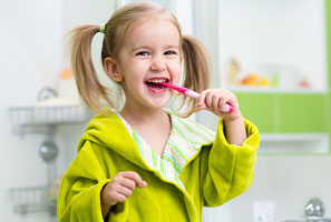 Consejos para que los niños tengan dientes sanos d