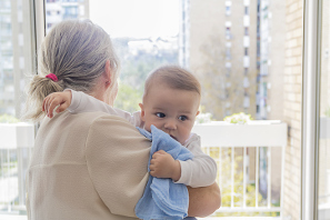 Madre con depresión postparto, ¿qué hacer?