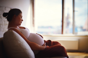 Embarazada con bultos benignos en el pecho