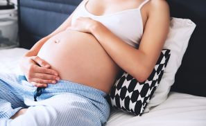 El masaje perineal favorece el parto vaginal sin episiotomía