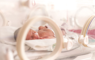 Omega 3, previene el nacimiento de bebés prematuros