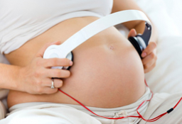 El efecto de la música en el embrión y la implantación 