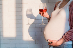Malformaciones del feto debidas a consumo de alcohol en la embarazada