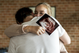 Embarazada FIV: control médico y fármacos por trimestres