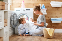 Los detergentes afectan al microbioma del bebé
