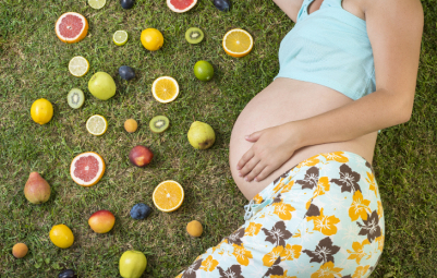 ¿Qué es más sano, la fruta con su fibra o exprimida en zumo?